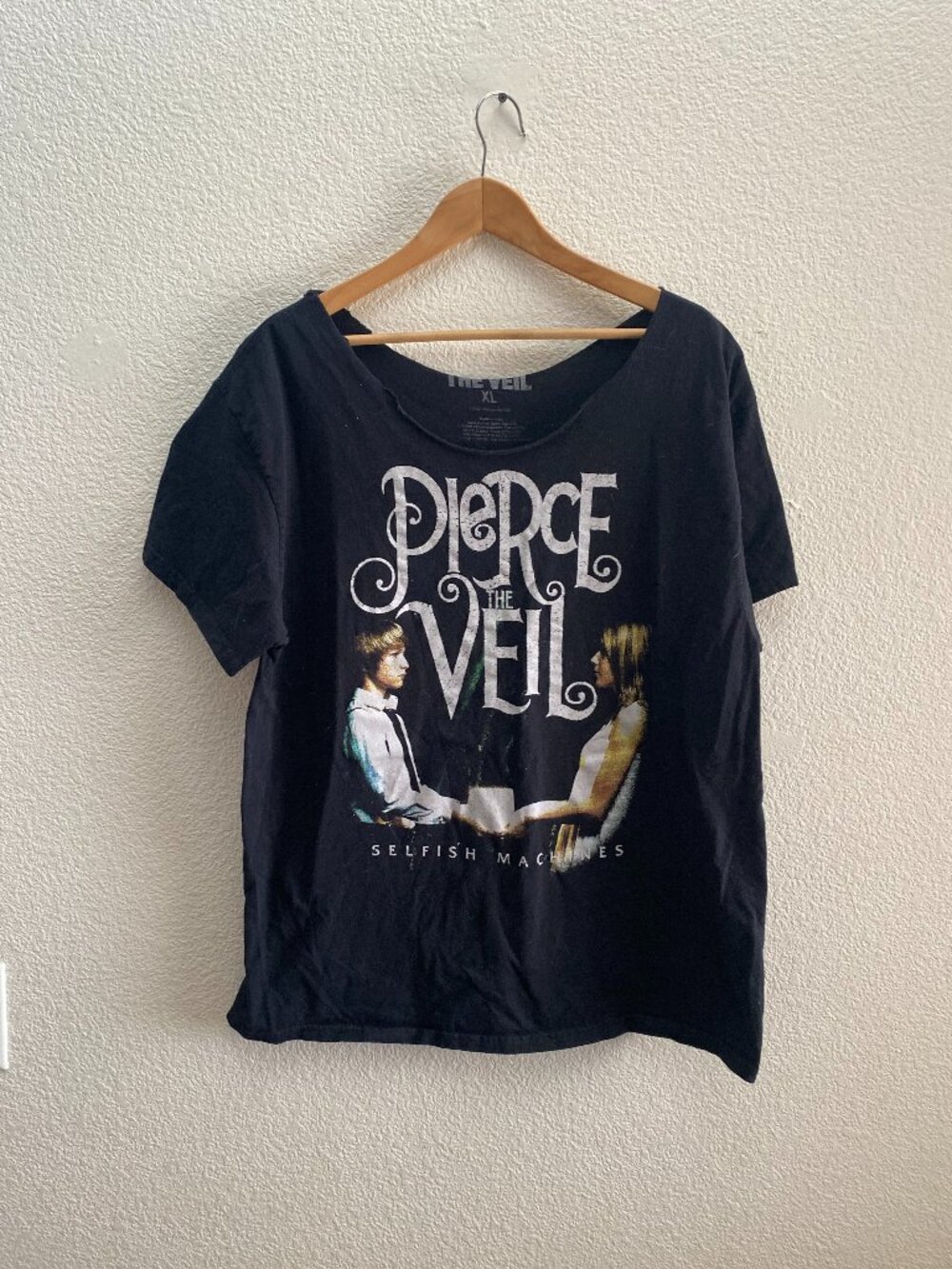 Pierce The Veil Selfish Machines Altered Neckline T-Shirt XL Band Merch Tour